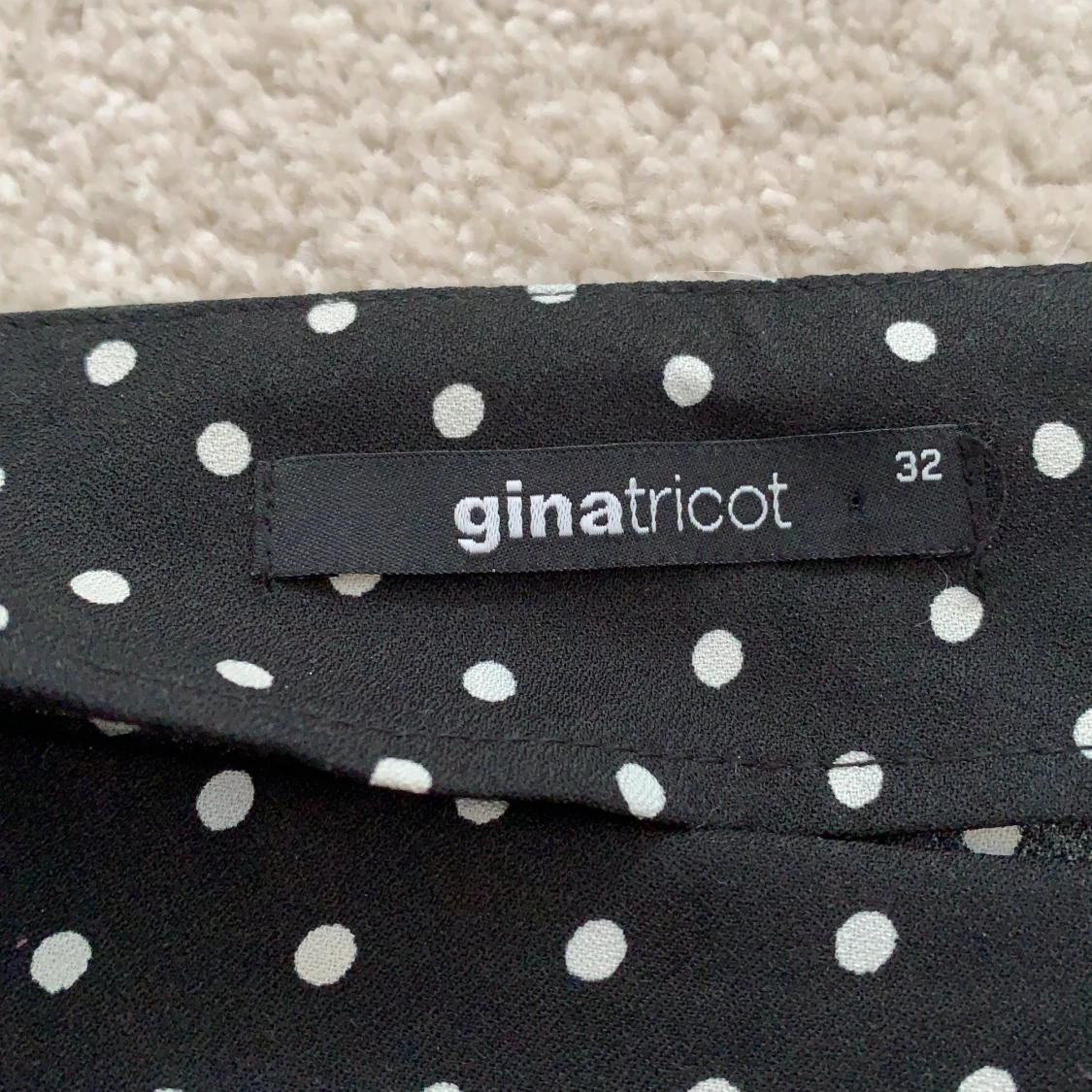 Kjol från Gina Tricot  - 90