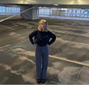 Ida Carlssons mjukisbyxor  - Säljer mina helt nya limited edition mjukis byxor från Ida carlssons kollektion med madlady. Helt oanvända. Dessa byxor säljs ej längre på hemsidan. Priset kan diskuteras. Kontakta för fler bilder🥰 storleken är S