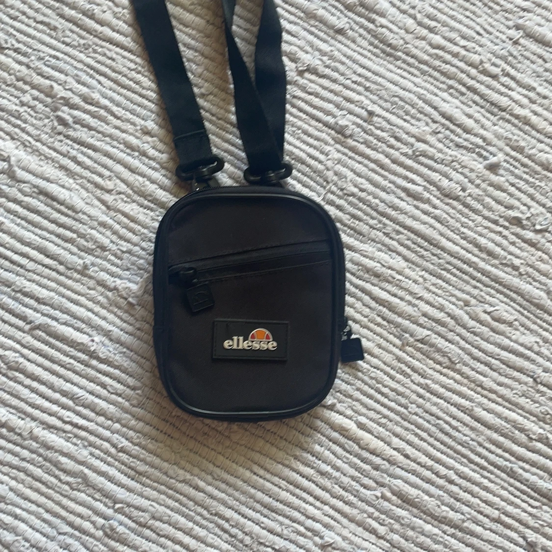Ellesse crossbody bag