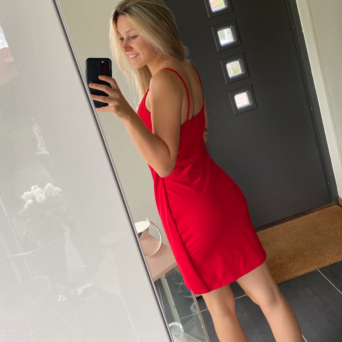 Röd klänning  - 91