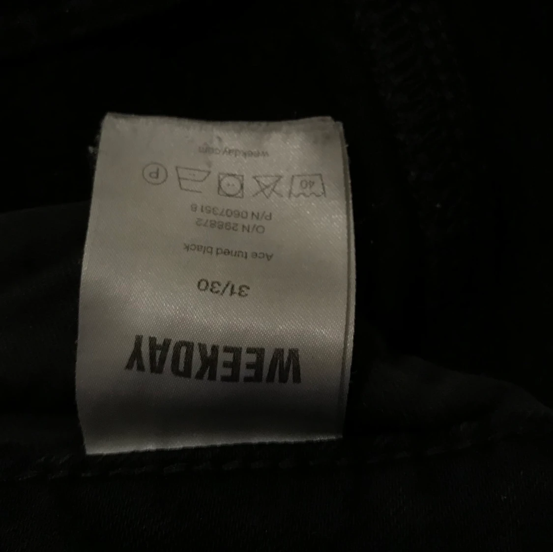 Var svarta jeans weekday - 90