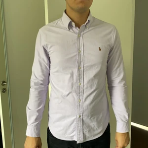 Ralph Lauren Skjorta  - fin ljuslila skjorta från Ralph Lauren. 