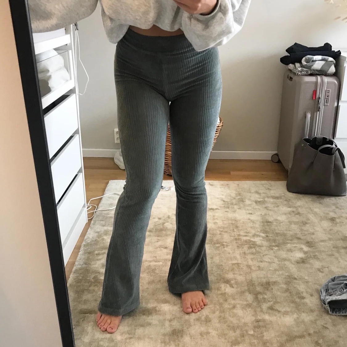 Gröna ribbade byxor - 90