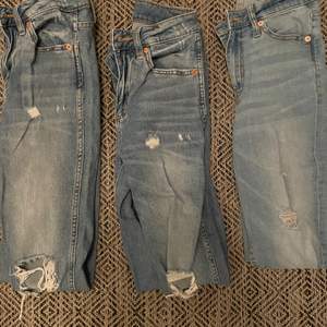 Har redan massa håliga jeans så säljer därför dessa tre paren!