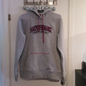 Peak Hoodie storlek L - Peak Hoodie storlek L