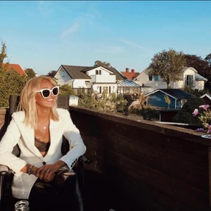 Vit kavaj - Vit kavaj ifrån Carolina Gynning 