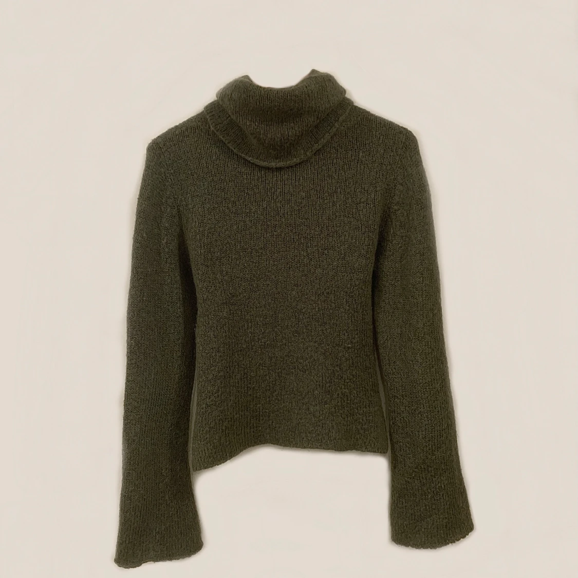  KNITTED TURTLENECK SWEATER 