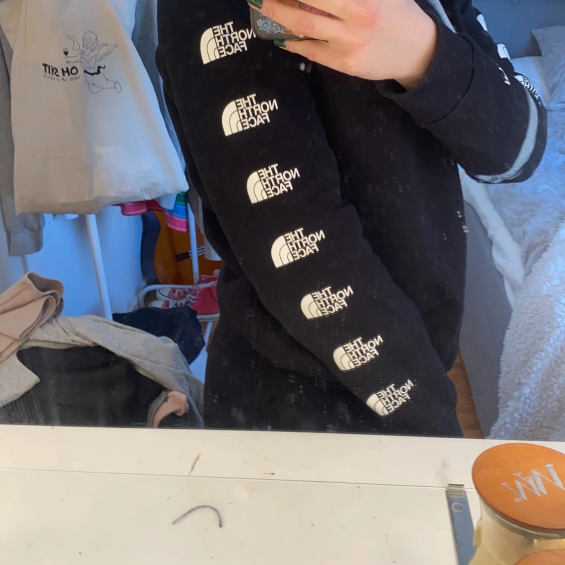 Svart sweatshirt  - 90