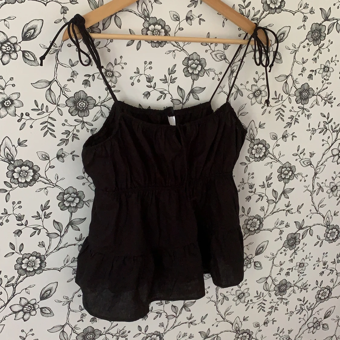 Hm svart linne  - 90