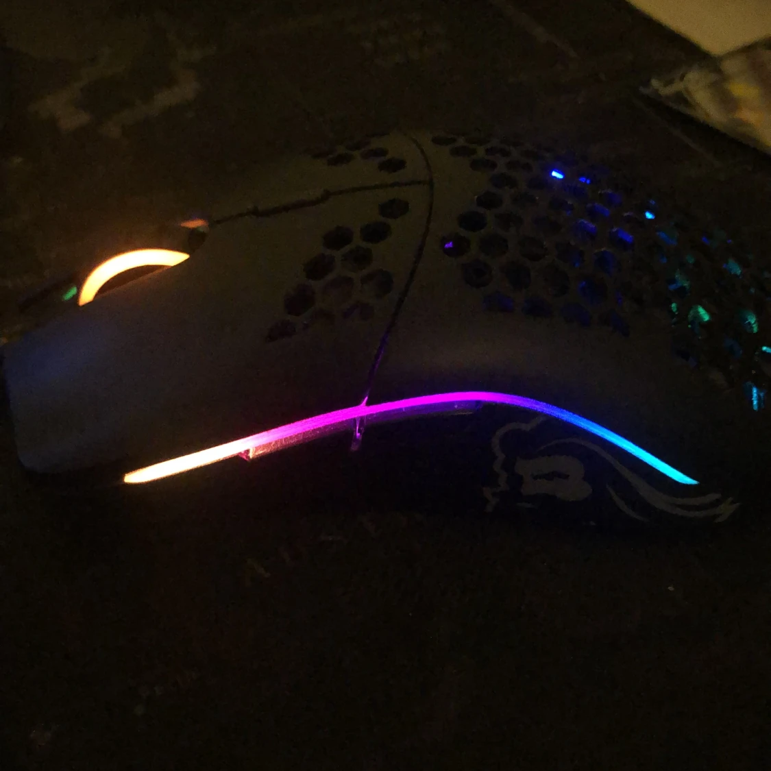 Glorius model O svart mus  - 90