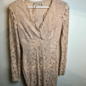 Klänning  - Endast använd en gång 