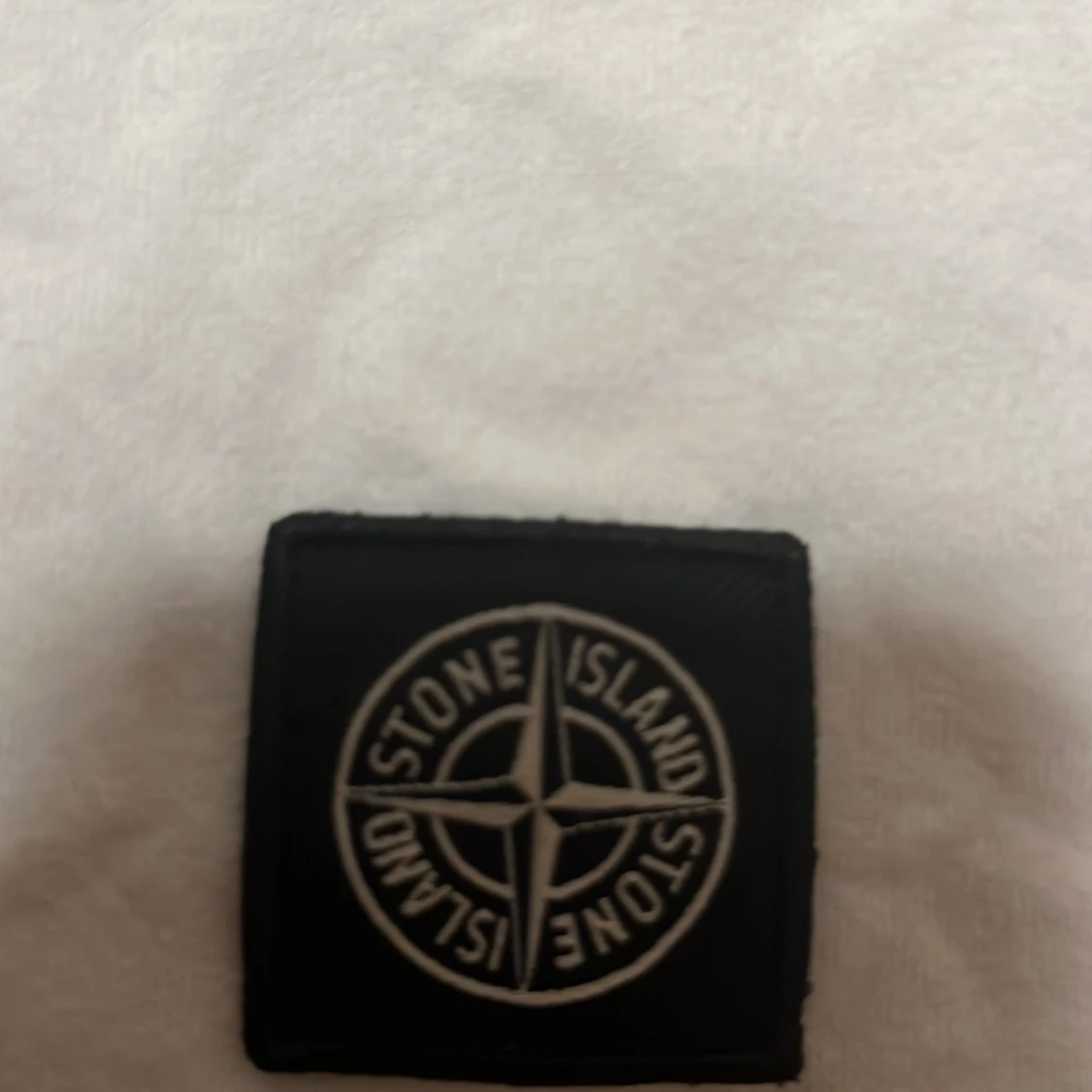 Vit t-shirt från Stone Island - 2