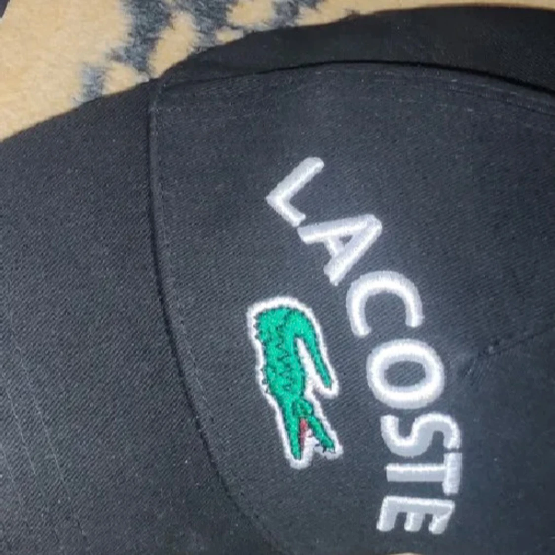 Svart keps från Lacoste - 1