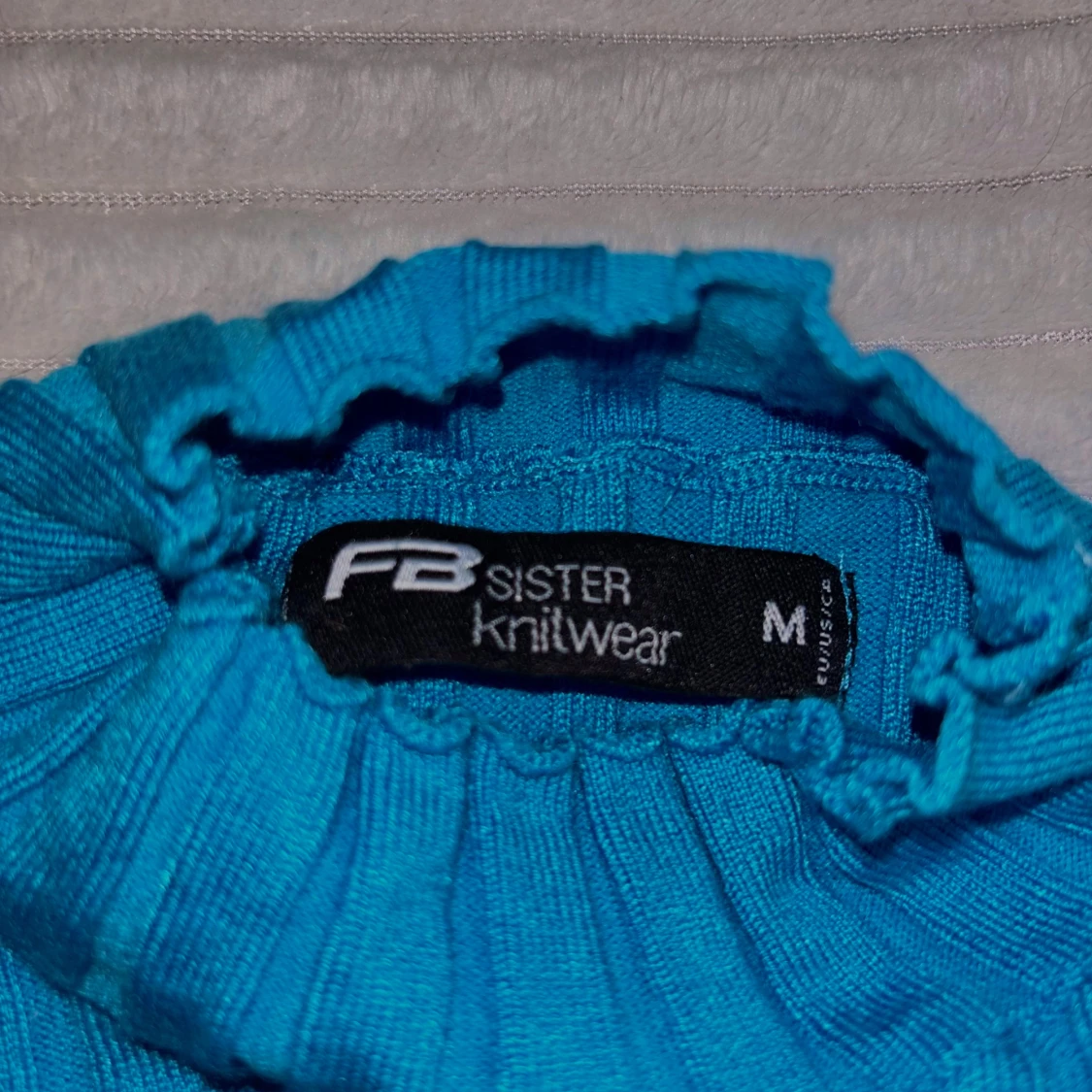 Turkos ribbad stickad tröja från FB Sister - 2