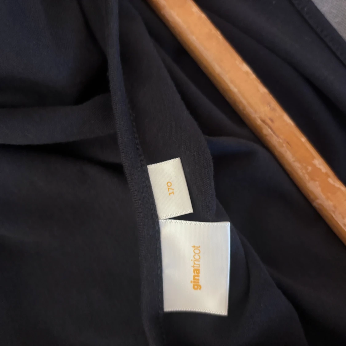 Marinblå långärmad tröja! - 2