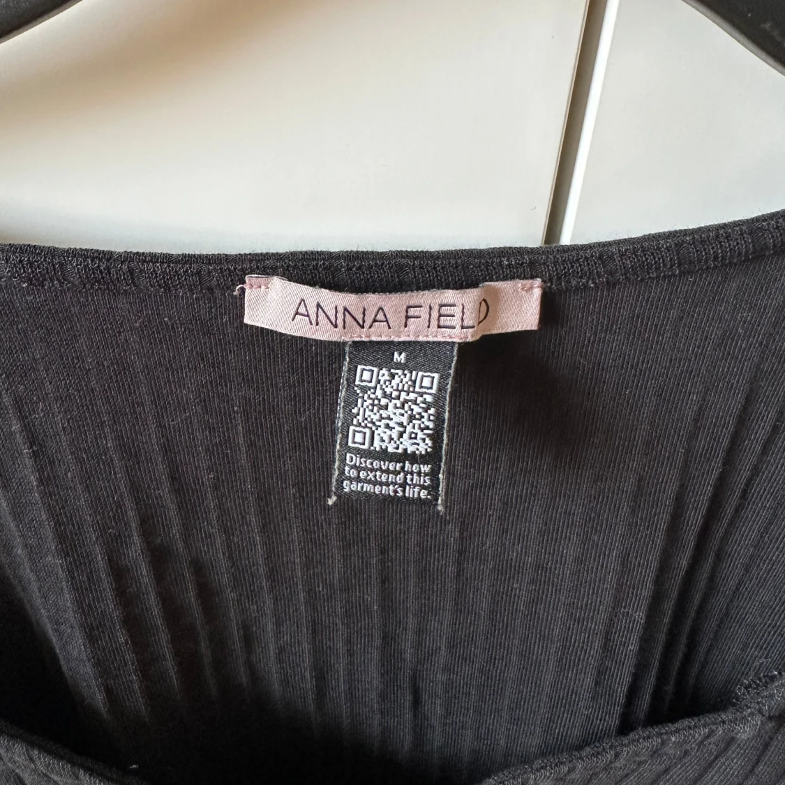 Svart ribbad långärmad topp Anna Field - 1