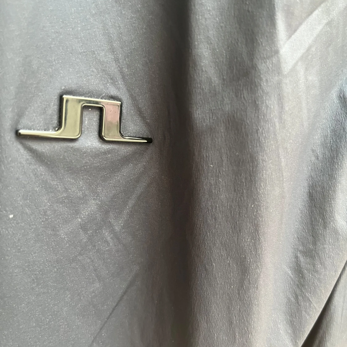 Mörkblå väst från J.Lindeberg - 1