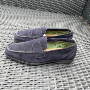 Loafers  - Säljer nu dessa loafers, skriv för fler bilder/frågor🙌🏼