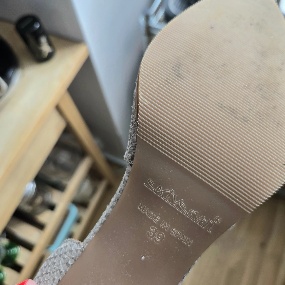 Pumps med blockklack från Sixtyseven - 2