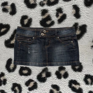 Low Waist Micro Mini Skirt  - het vintage y2k lågmidjad kort jeanskjol 🎀