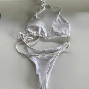 Bikini - Använt men inget som syns.