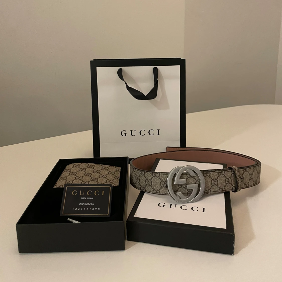 Beige GG-mönstrat bälte från Gucci