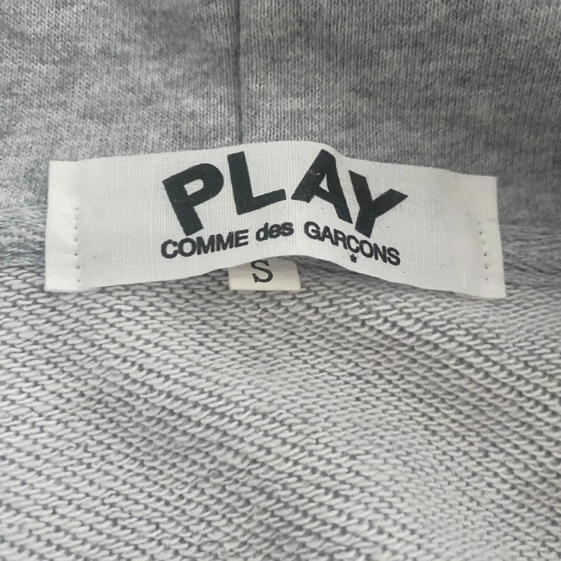Grå hoodie Comme des Garçons Play S - 2