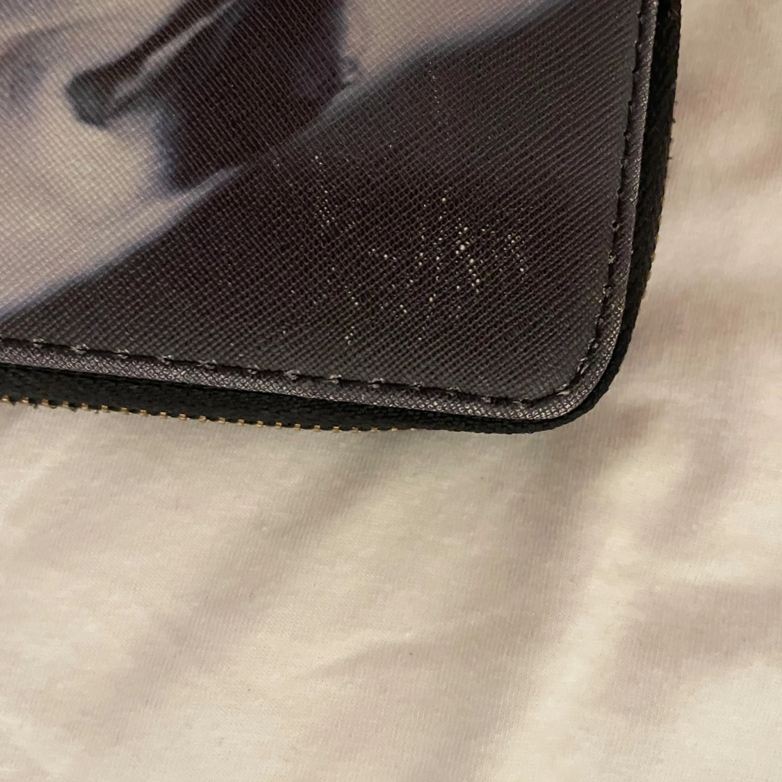 Plånbok med mopsmotiv och dragkedja - 1