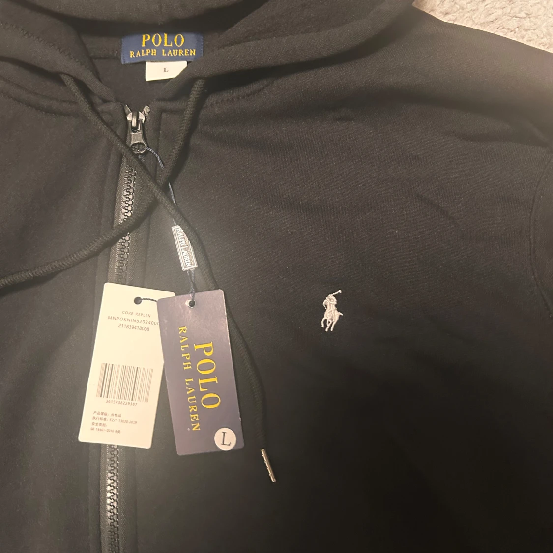 Svart hoodie från Polo Ralph Lauren - 2