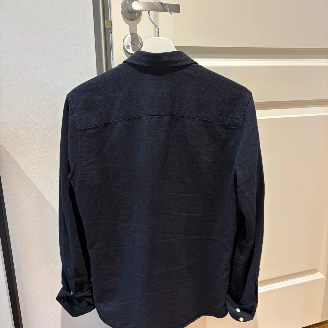 Mörkblå skjorta från Only & Sons - 1