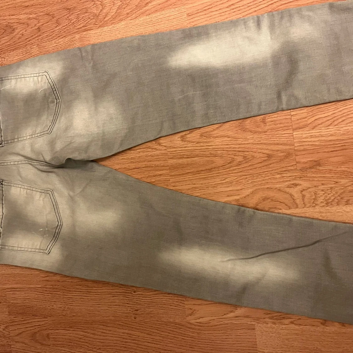 Grå Dsquared2 jeans  - 1