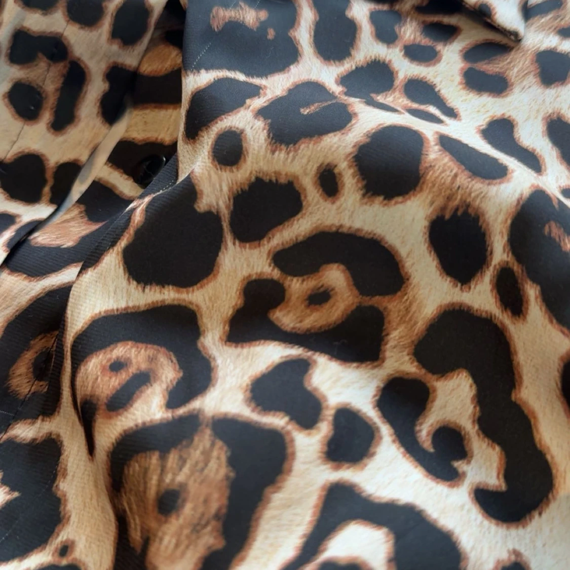 Leopardmönstrad skjorta från Zara - 1