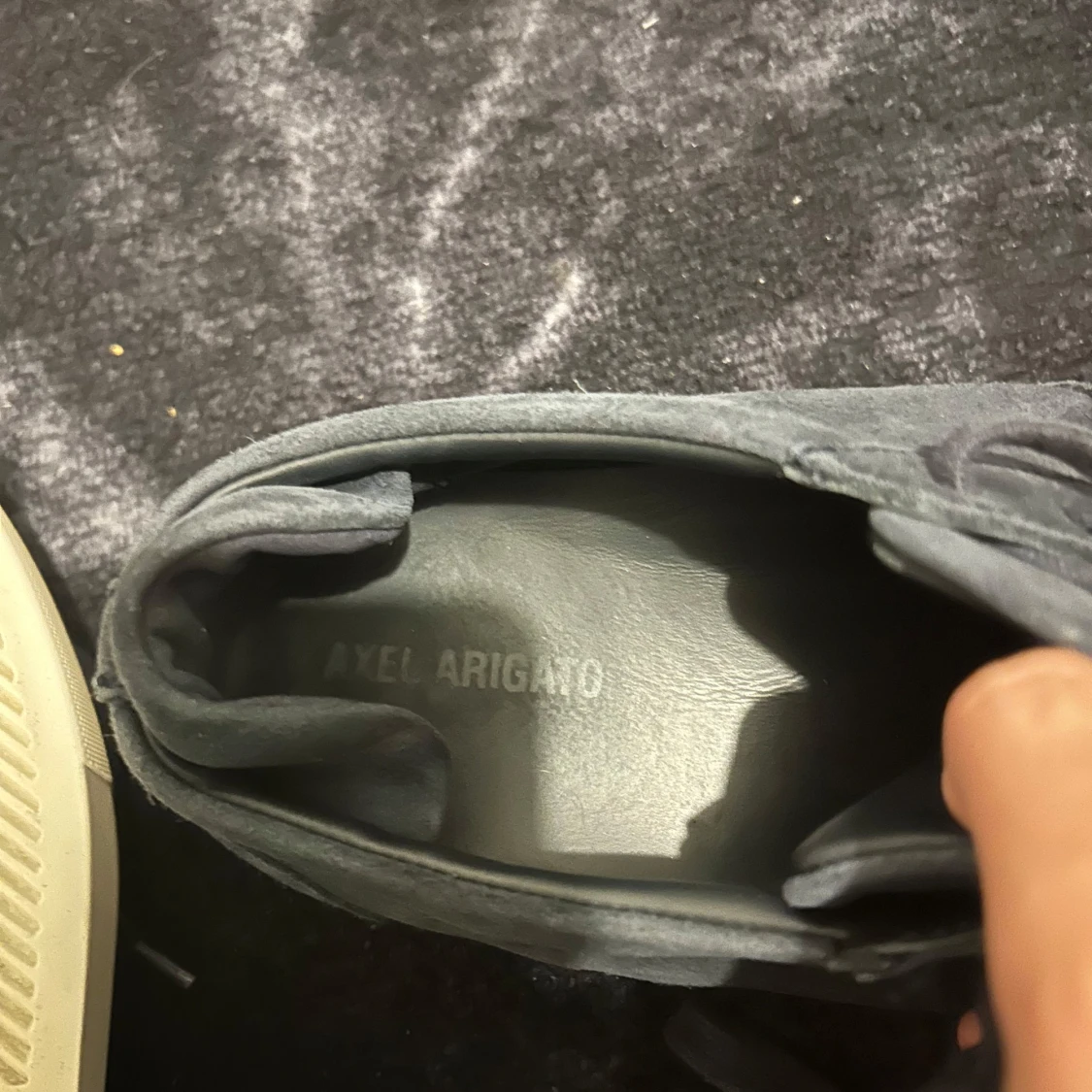 Mörkblå sneakers från Axel Arigato - 3