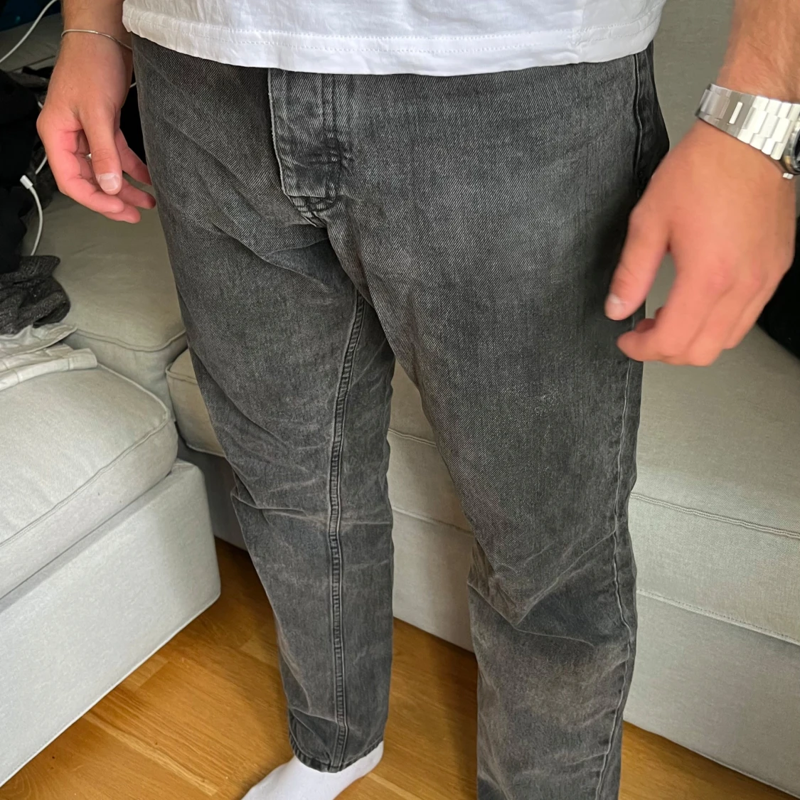 Grå straight herrjeans  - 1