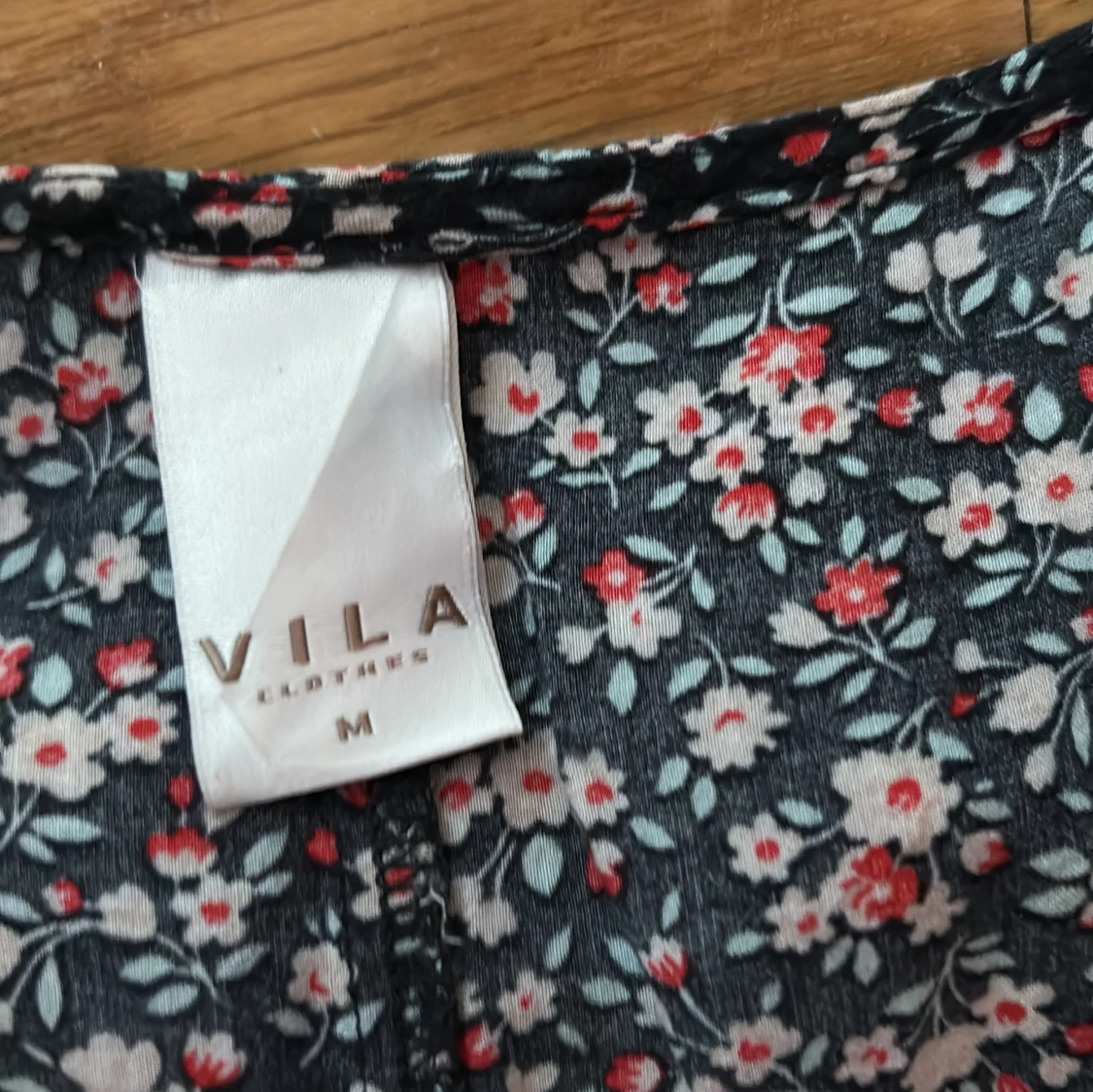 Blommig klänning från Vila - 2