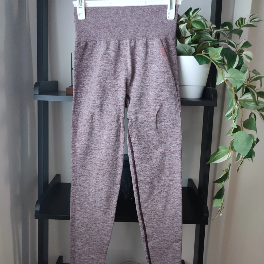 Lila Gymshark Leggings i storlek S - 2