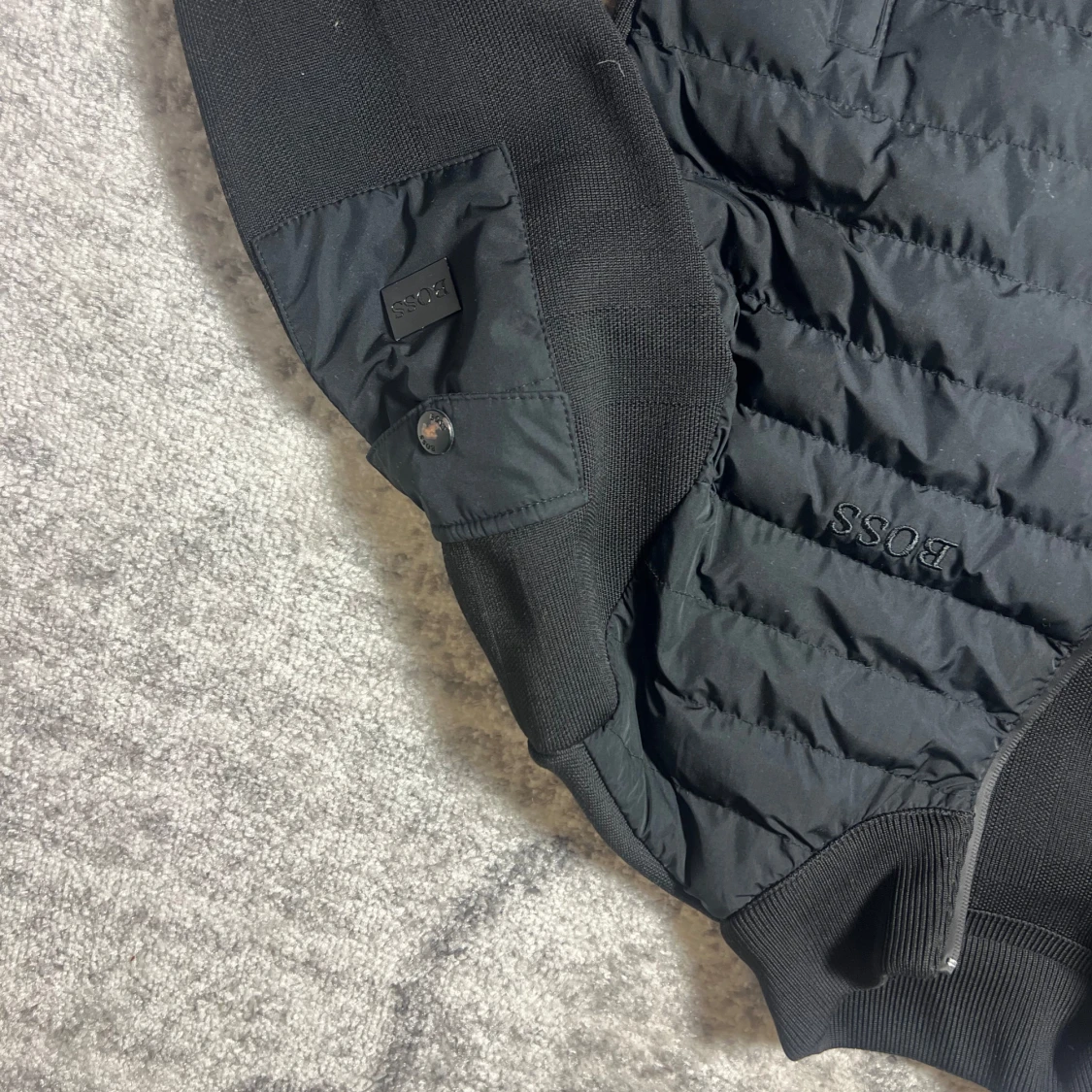 Svart cardigan från Hugo Boss - 3