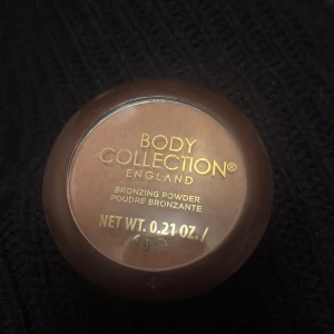 !!Bronzing powder!! - Bronzing powder från Body Collection England!! Den är endast provad!!🥹då ja tog fel färg!!🥹