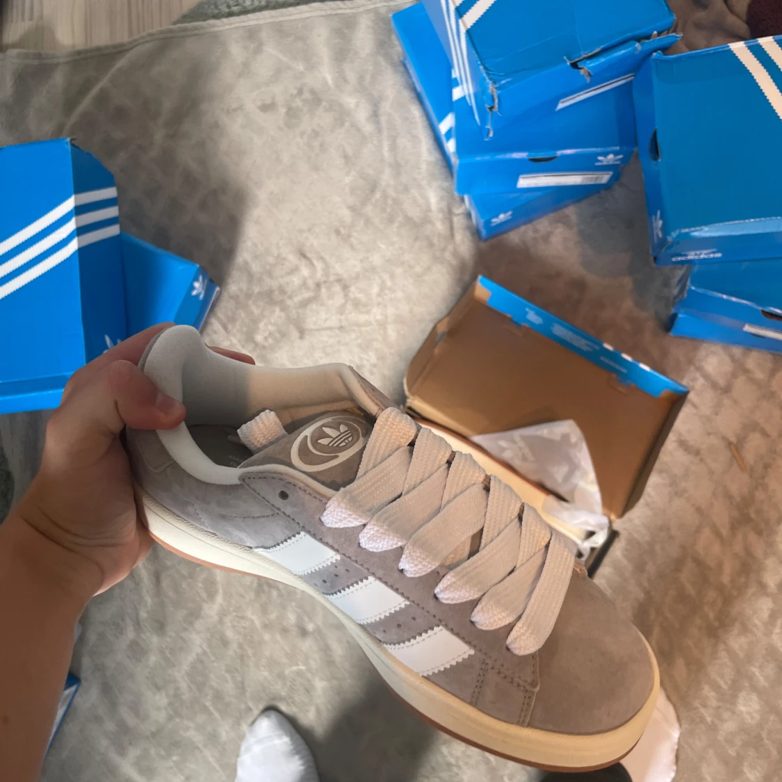 𝗔𝗱𝗶𝗱𝗮𝘀 𝗖𝗮𝗺𝗽𝘂𝘀 00 - 1