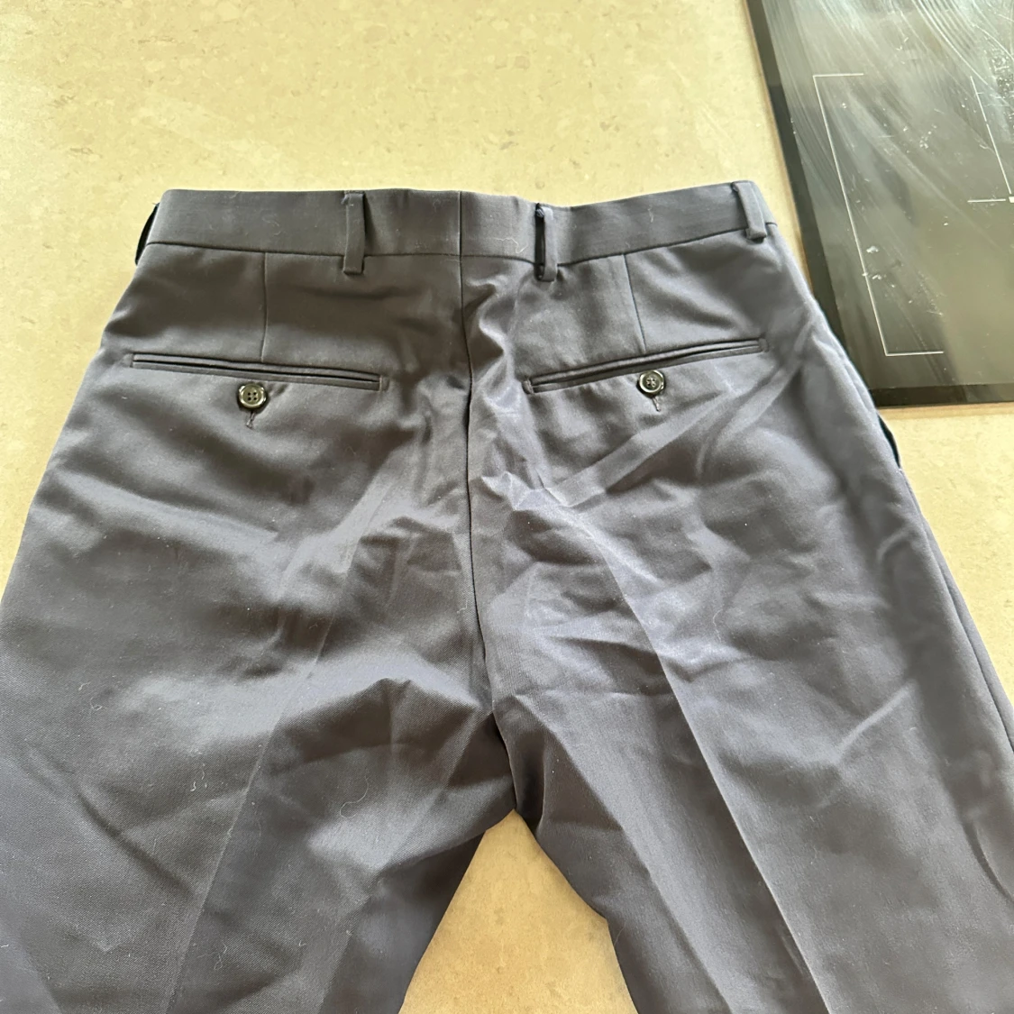 Mörkblå kostymbyxor Oscar Jacobson - 4