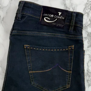 Jacob Cohën limited edition jeans - Skick 9/10 | inga defekter | modell 688 | nypris +- 7000kr | skriv om du har frågor