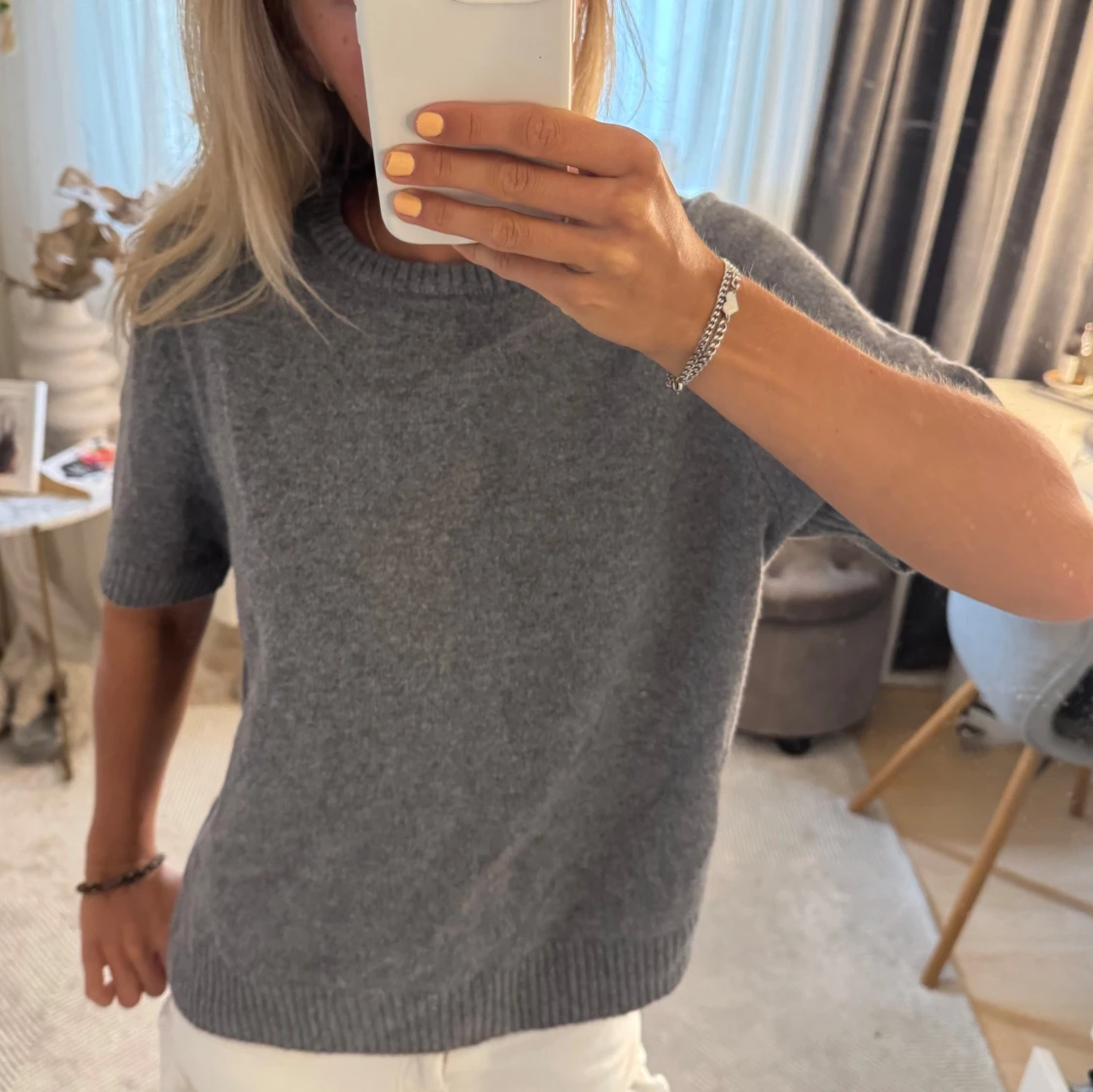 Grå stickad kortärmad tröja från Zara - 1