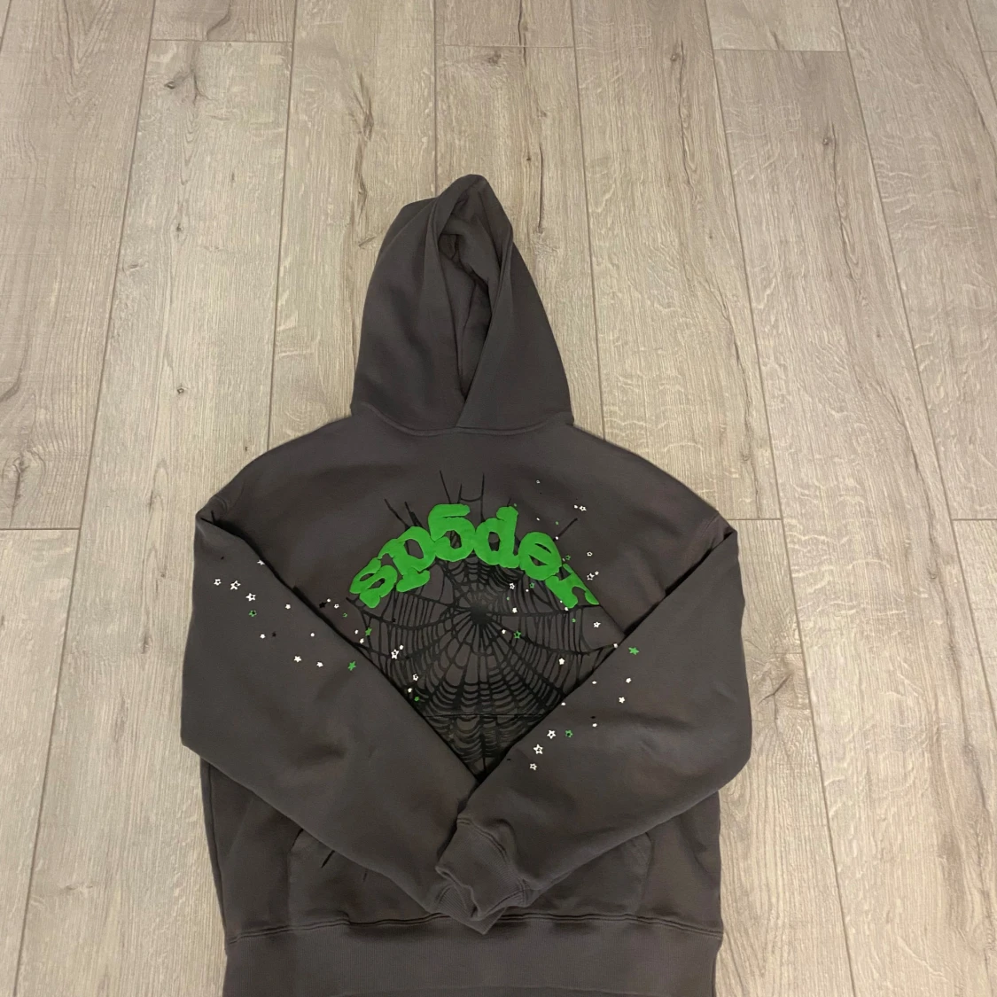Sp5der hoodie med spindelnätsprint - 1