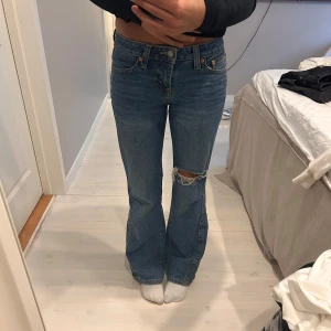 Levi's Premium Noughties Bootcut jeans - Använt ett fåtal gånger. 