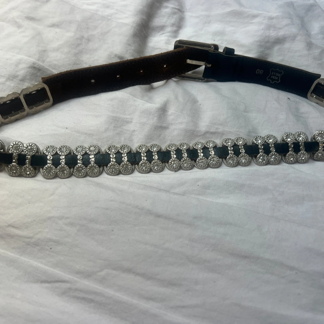 Svart skärp med silverdetaljer Vera Pelle - 1