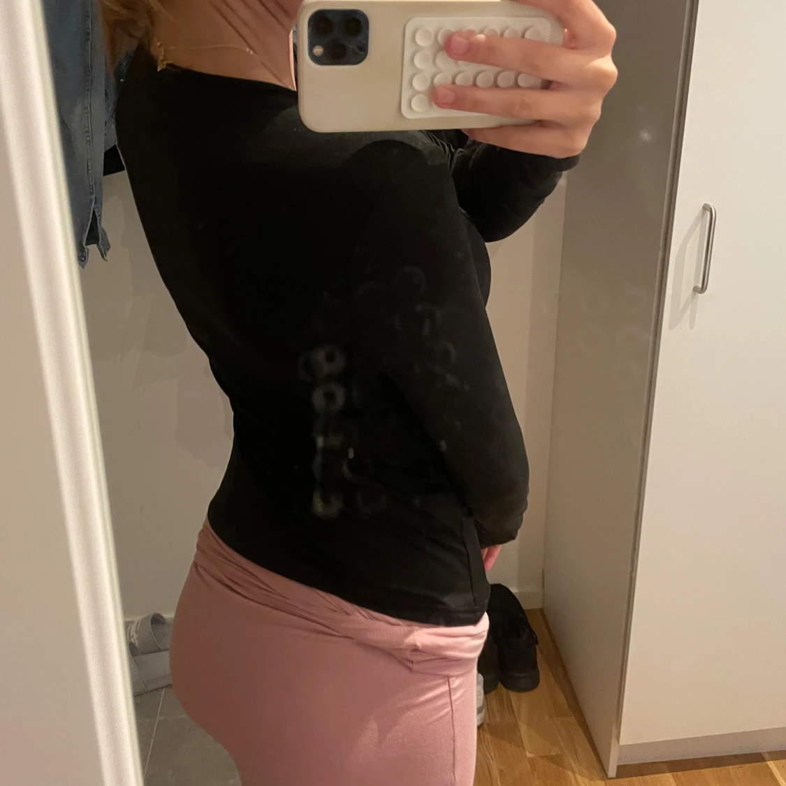 Svart långärmad topp med spets - 1