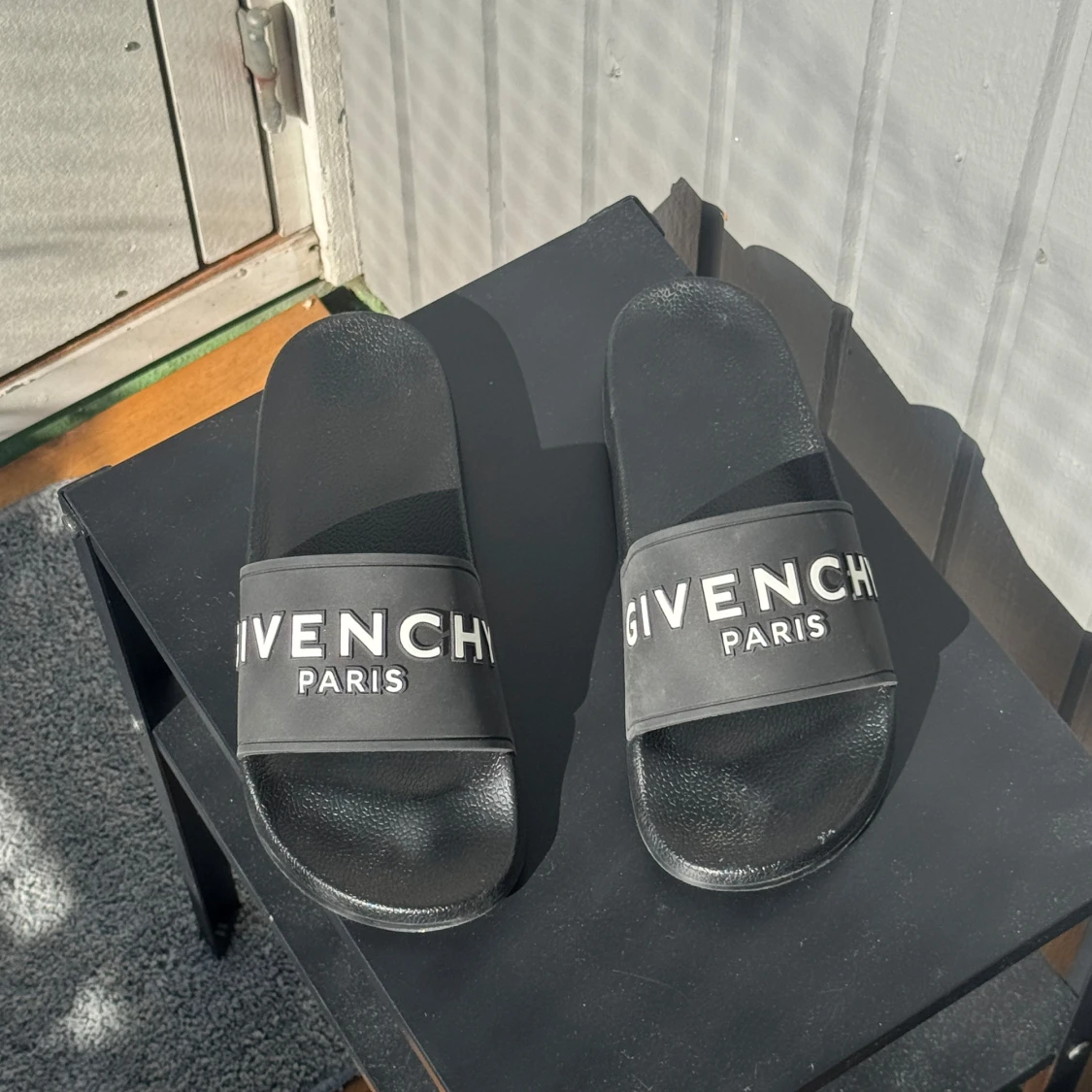 Givenchy Paris slides - 1