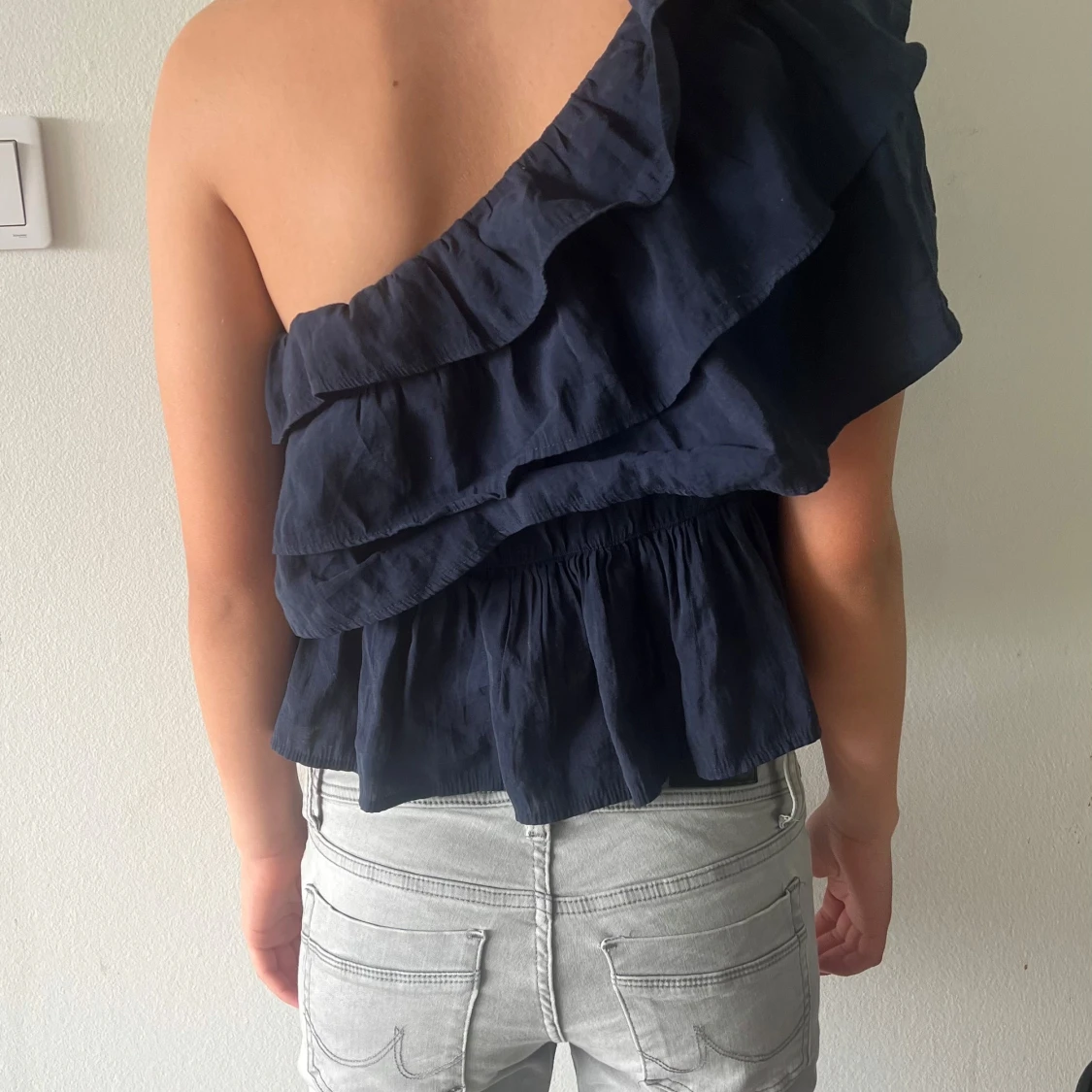 Marinblå oneshoulder topp - 2