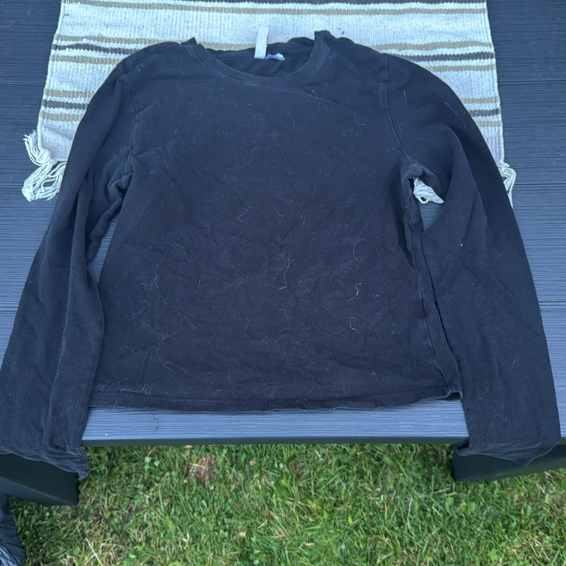 Svart långärmad tröja