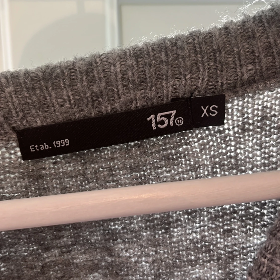 Grå stickad t-shert från 157, XS - 2